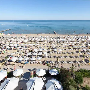 Columbia & Ninfea 3*, Lido di Jesolo Italien